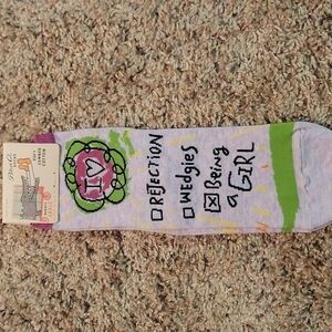 2/$20 Women's socks